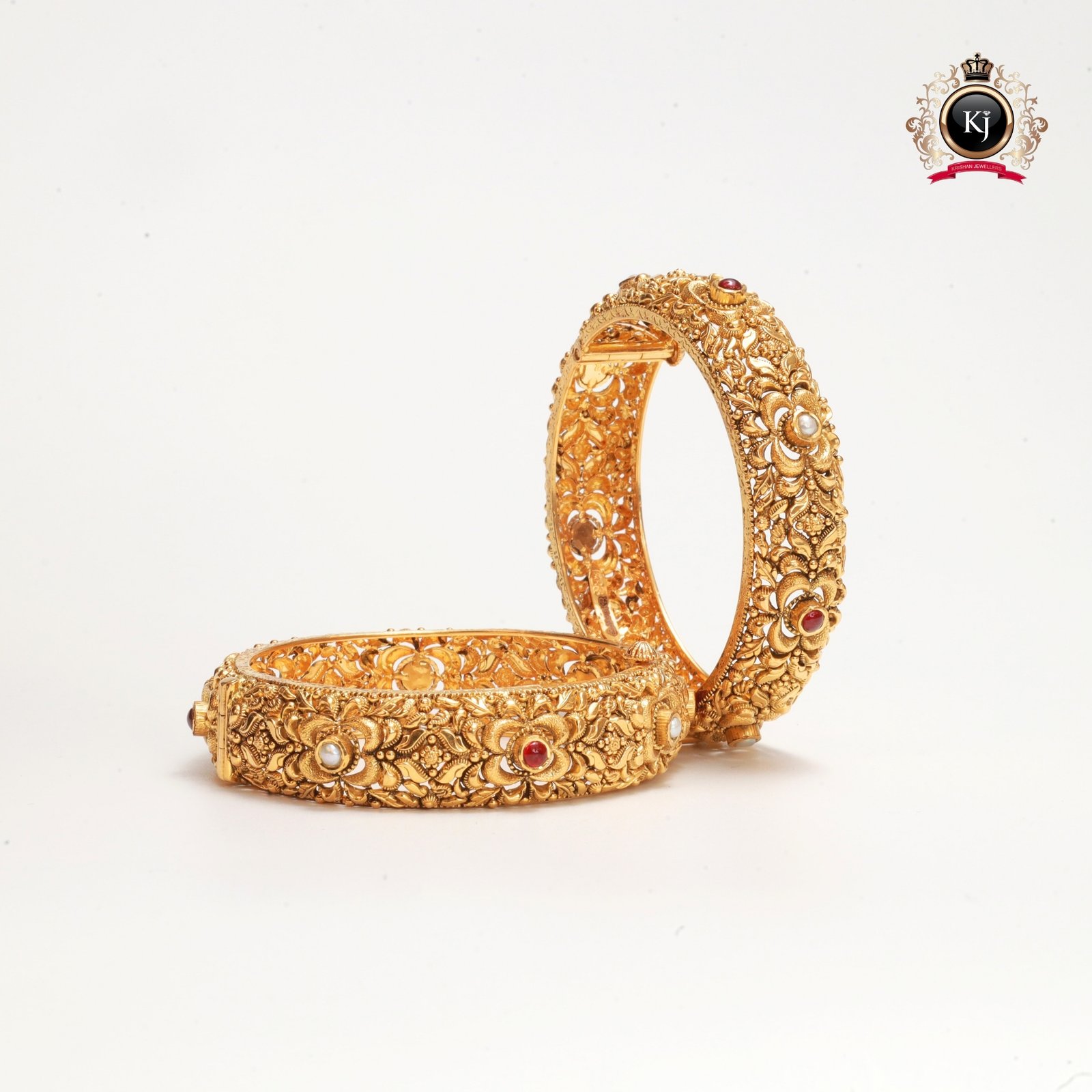 Raj Mahal Kangan – 22K Gold Royal Heritage Bangles