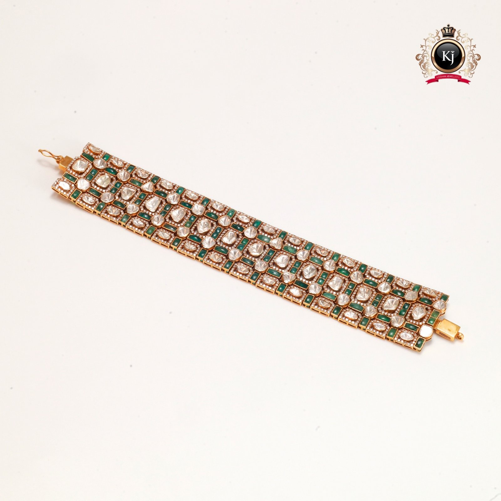 Emeraldraaj – 22K Gold Diamond Polki & Emerald Heritage Bracelet