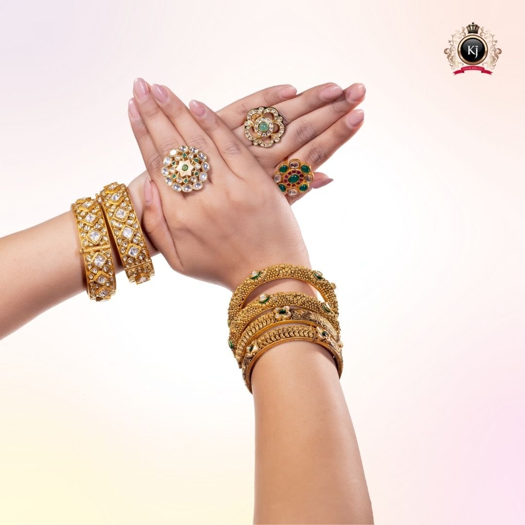 Meherang Ring – 22K Gold Kundan & Meenakari Heritage Ring