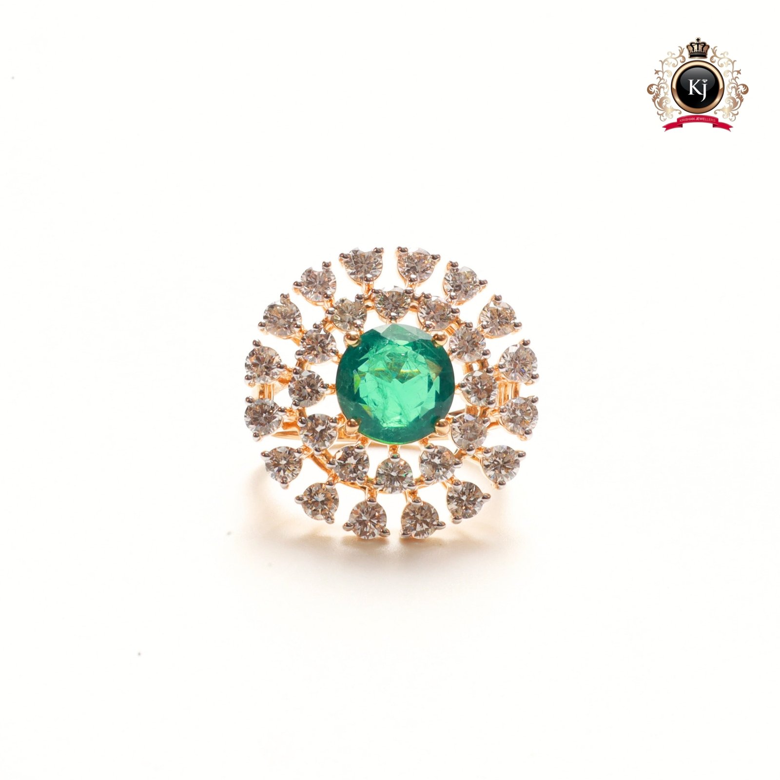 Emerald Radiance – Emerald & Diamond Ring